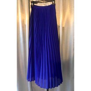 Tobi: Royal Blue Pleated Maxi Skirt